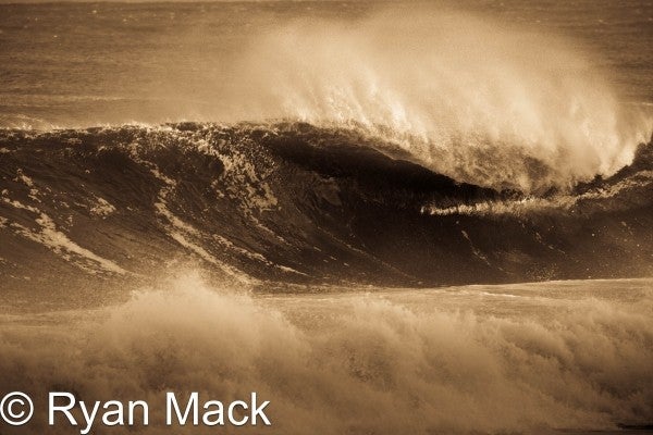 New Jersey
Pumping jersey. New Jersey, Empty Wave photo