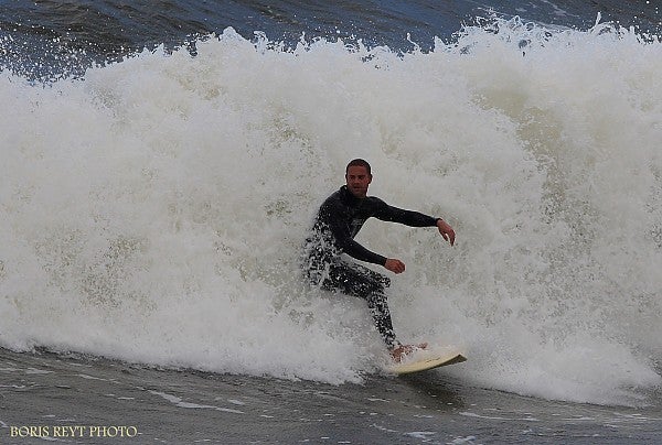 surfers
http://fineartamerica.com/profiles/boris-reyt.html