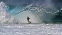 Banzai Pipeline, Oahu's North Shore
Large swell hitting