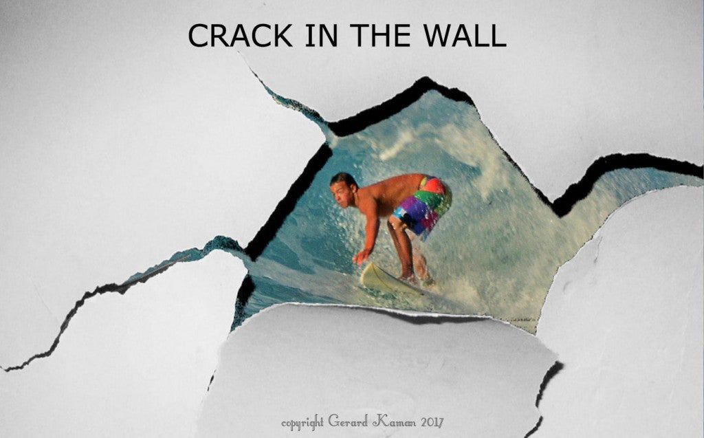 CRACK IN THE WALL. Oahu, surfing photo