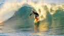 Kewalos, surfing photo