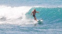 Kewalos, surfing photo