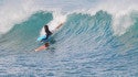 Kewalos, surfing photo