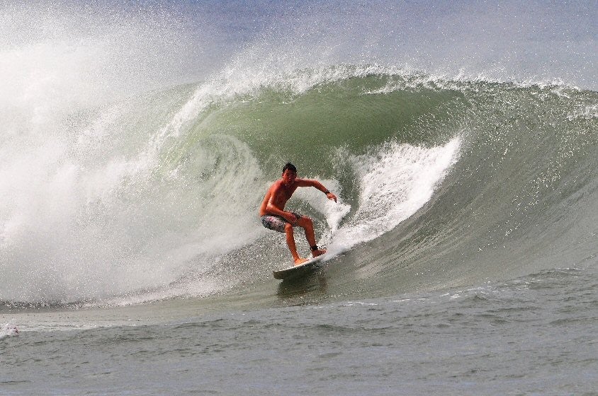 Ala Moana Bowls, surfing photo