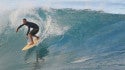 Kewalos, surfing photo