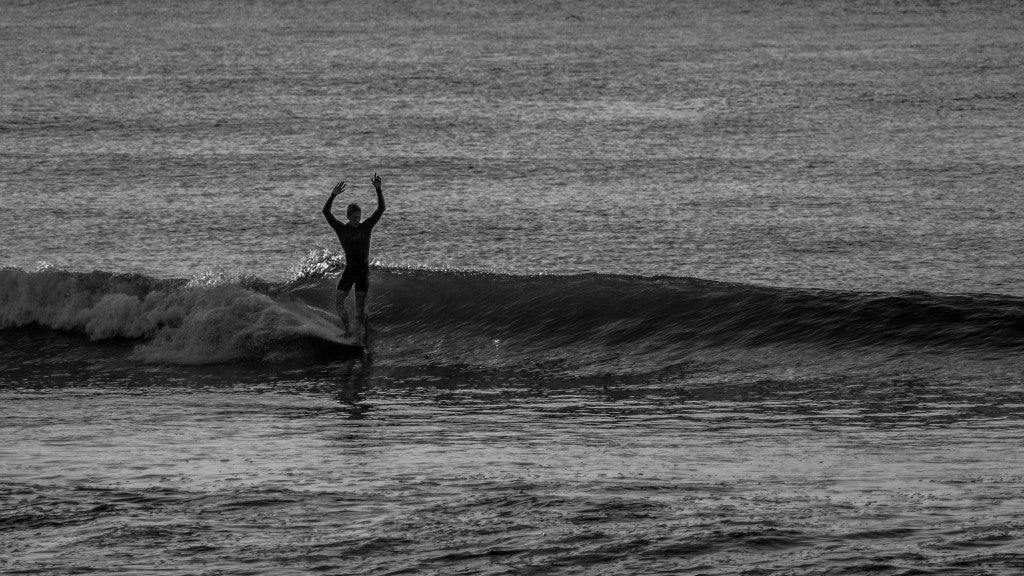 Kevin DeWald Noseride. New Jersey, Surf Art photo