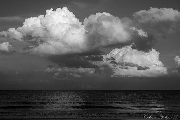 Clouds over Swell
.. Delmarva, Scenic photo