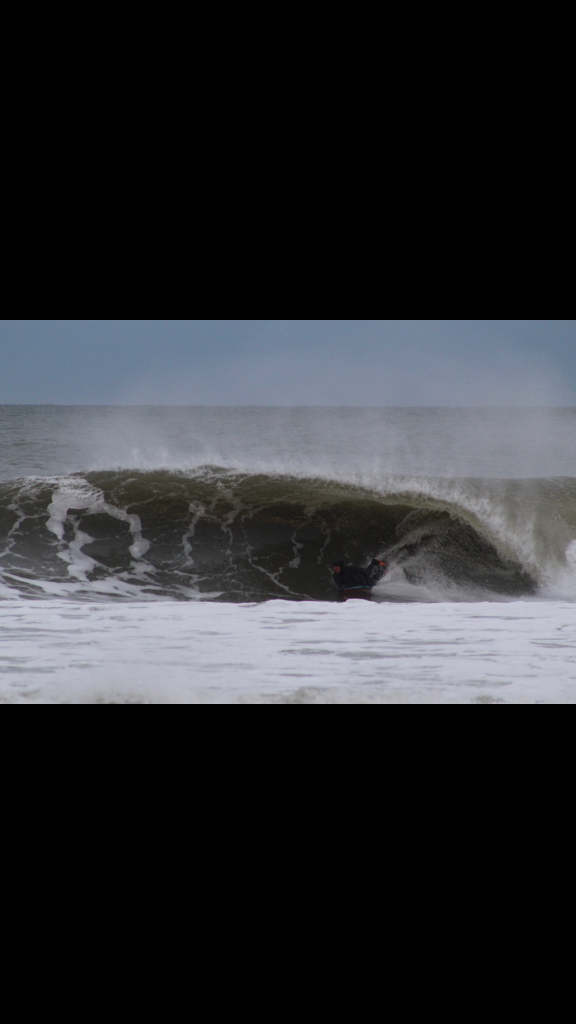 #Slab . New Jersey, Empty Wave photo