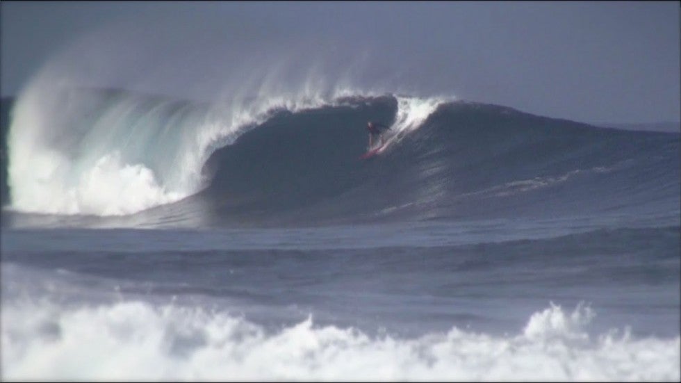 Surfing - North Shore, O'ahu, Hawaii - RAW FOOTAGE - HD - Relaxing Ocean Sounds